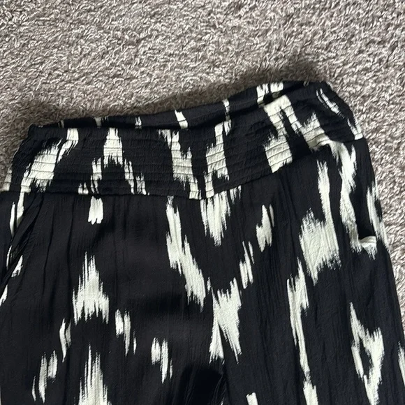 Maurice’s lightweight pants size M - Picture 3 of 5